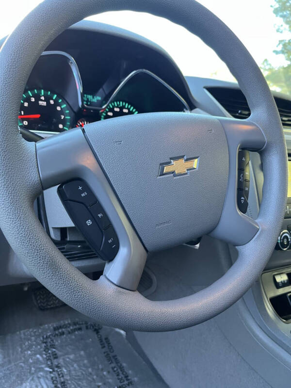 2017 Chevrolet Traverse LS