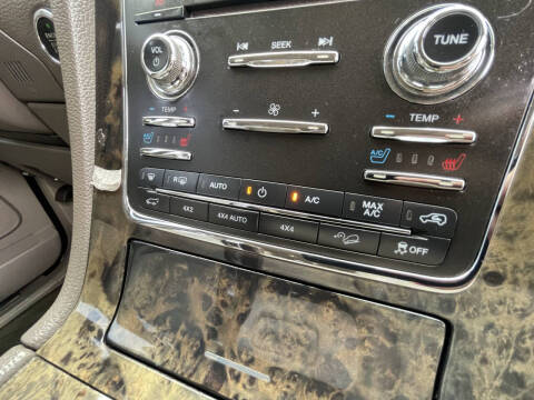 2016 Lincoln Navigator Select