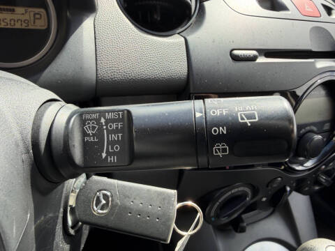 2013 Mazda MAZDA2 Sport