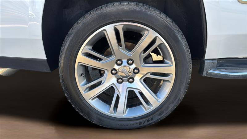 2016 Cadillac Escalade Luxury Collection