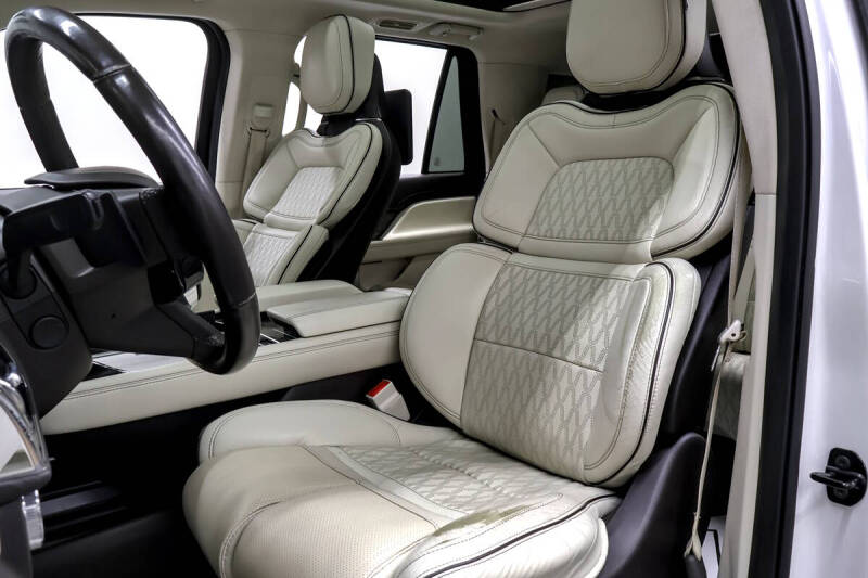 2020 Lincoln Navigator L Black Label