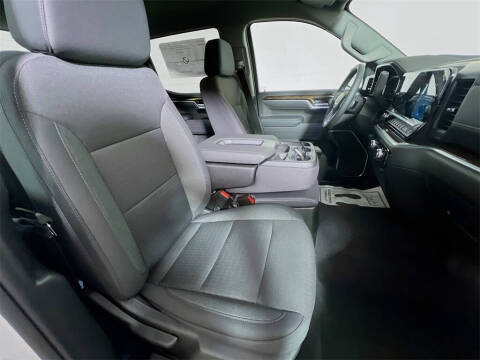 2026 GMC Sierra 1500 Elevation Standard