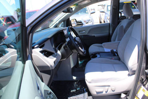 2017 Toyota Sienna