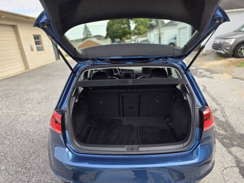 2017 Volkswagen Golf TSI SEL