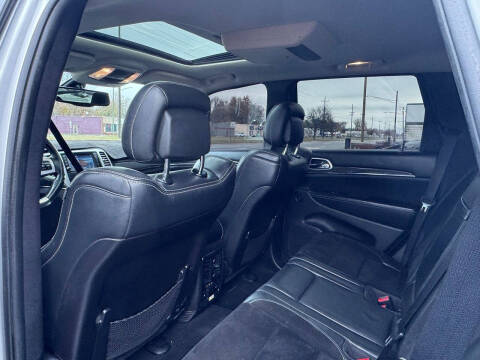 2012 Jeep Grand Cherokee SRT8