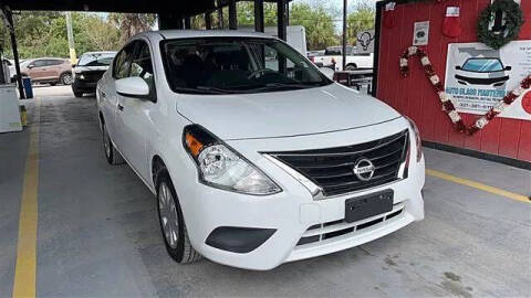 2016 Nissan Versa 1.6 S