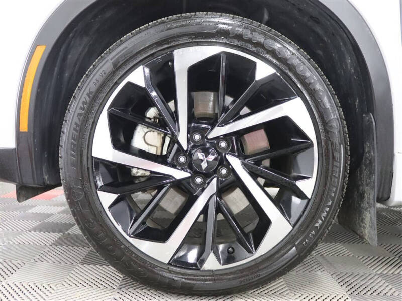 2024 Mitsubishi Outlander PHEV SE