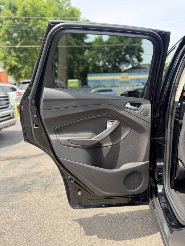 2016 Ford Escape SE