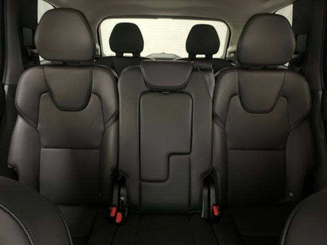 2025 Volvo XC90 B5 Core Bright Theme