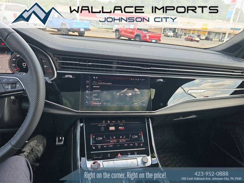 2025 Audi SQ7 4.0T quattro Premium Plus