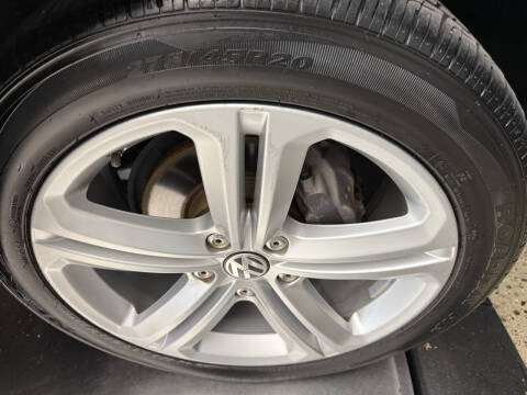 2014 Volkswagen Touareg V6 R-Line