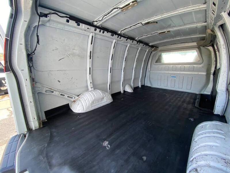 2020 Chevrolet Express 3500