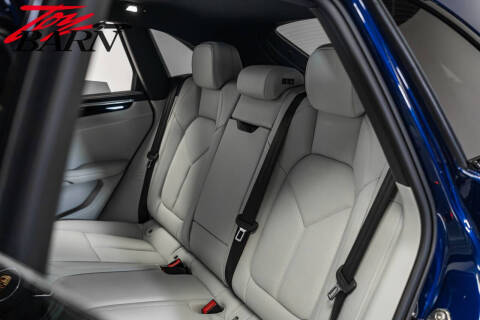 2022 Porsche Macan S