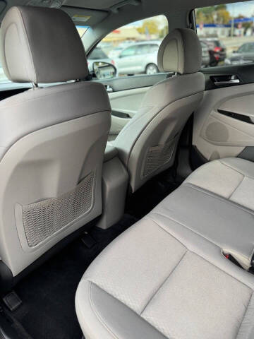 2017 Hyundai Tucson SE