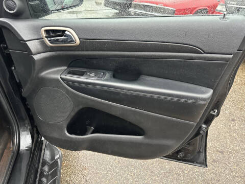 2015 Jeep Grand Cherokee Laredo