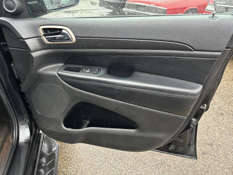 2015 Jeep Grand Cherokee Laredo