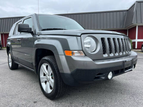 2014 Jeep Patriot for sale at Auto Warehouse in Poughkeepsie NY