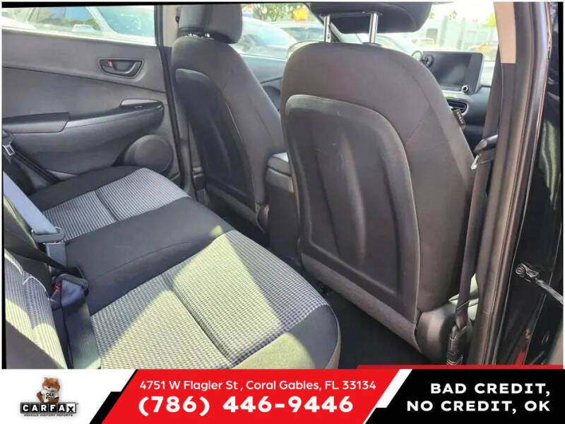 2022 Hyundai Kona SE