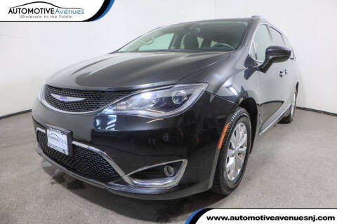 2018 Chrysler Pacifica