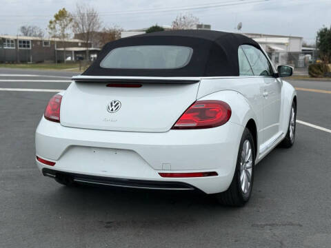 2018 Volkswagen Beetle Convertible