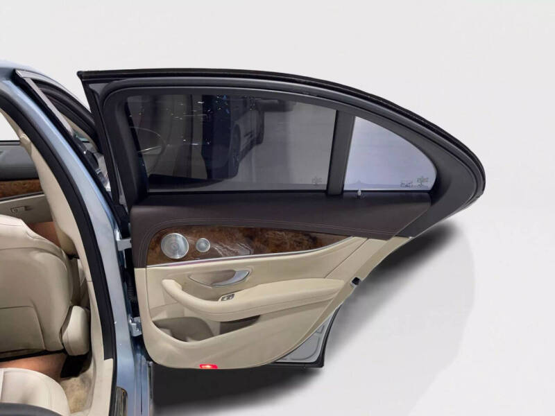 2017 Mercedes-Benz E-Class E 300 4MATIC