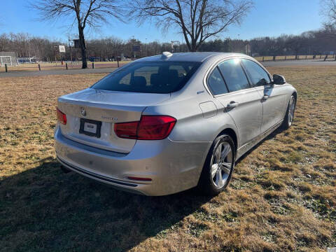2017 BMW 3 Series 330e iPerformance