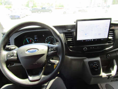 2022 Ford E-Transit