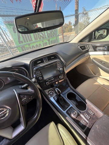 2017 Nissan Maxima 3.5 SV