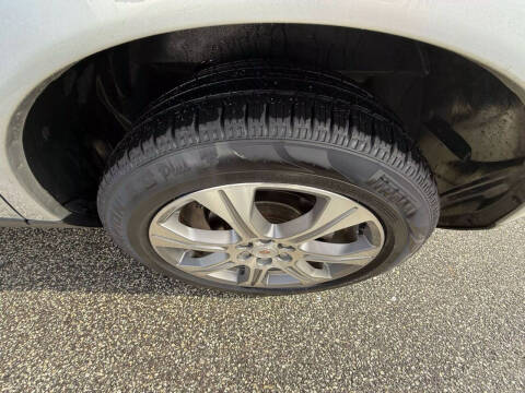 2012 Cadillac SRX Performance Collection