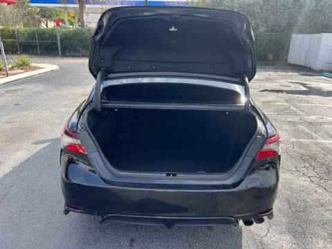 2021 Toyota Camry SE Nightshade