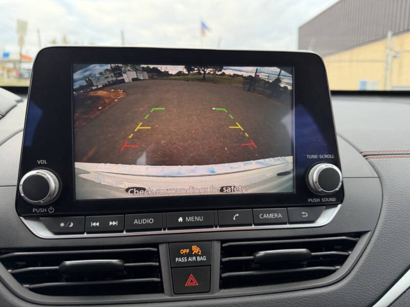 2021 Nissan Altima 2.5 SR