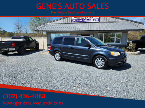 2013 Chrysler Town and Country for sale at GENE'S AUTO SALES in Selbyville DE