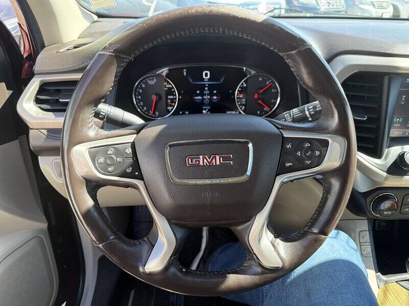 2017 GMC Acadia Denali