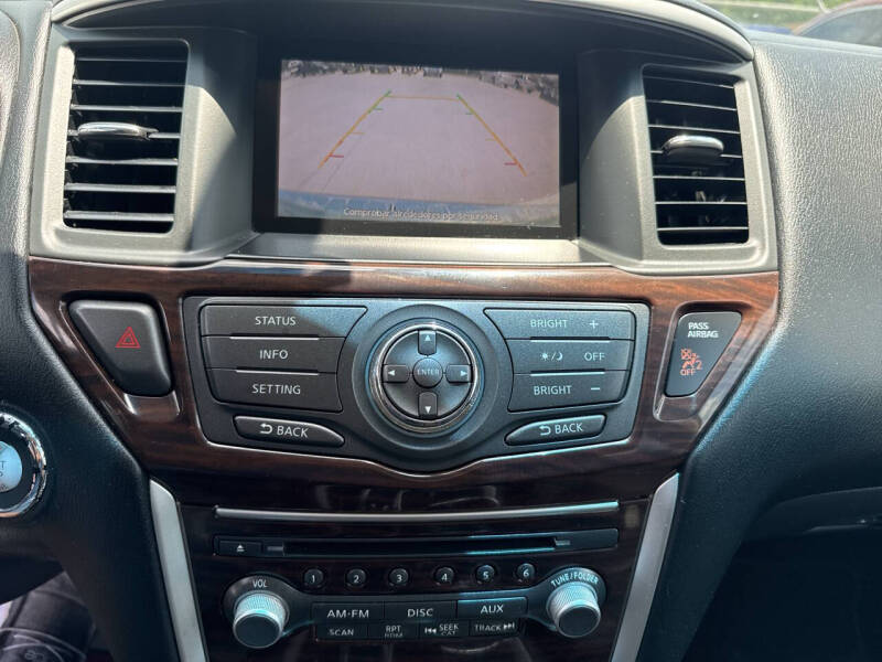 2014 Nissan Pathfinder SL