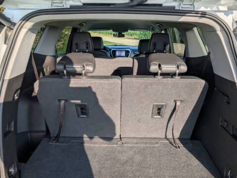 2017 GMC Acadia SLT-1