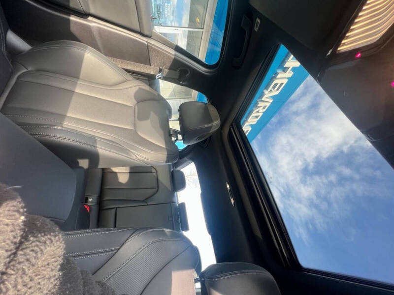 2023 BMW 3 Series 330i xDrive