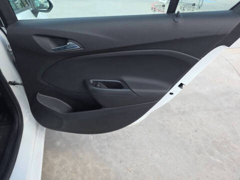 2017 Chevrolet Cruze LS Auto