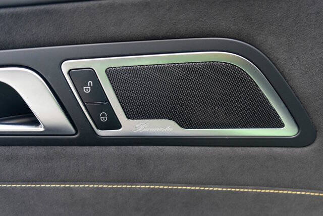 2020 Mercedes-Benz AMG GT 13