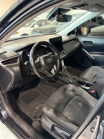 2025 Toyota Corolla Cross LE