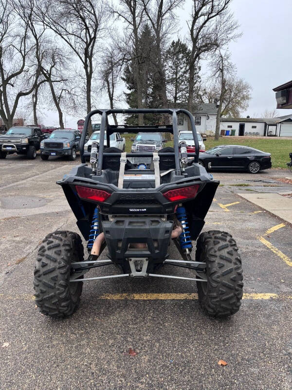2015 Polaris Razr