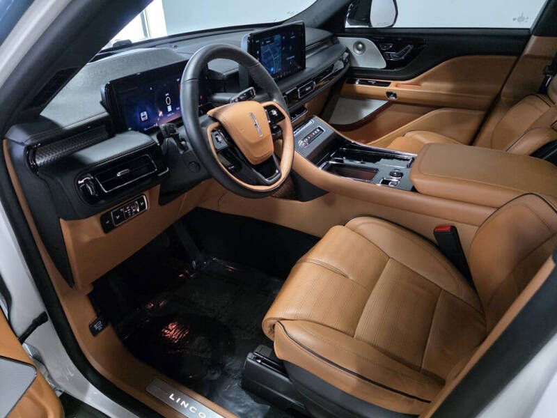 2025 Lincoln Aviator Black Label