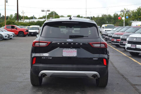 2023 Ford Escape Hybrid Active