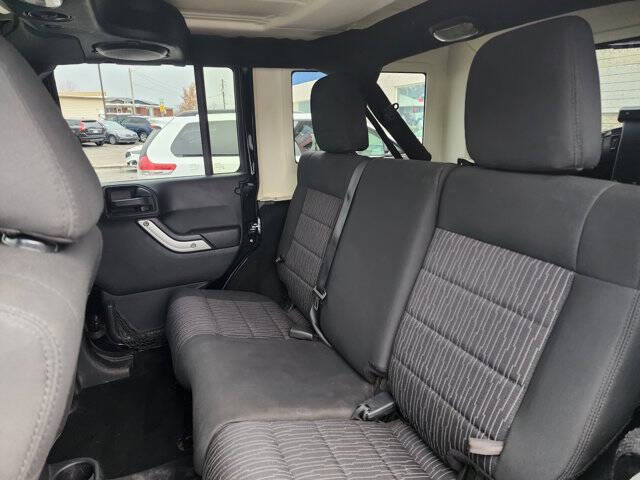 2011 Jeep Wrangler Unlimited Sahara