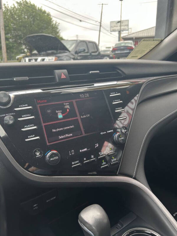 2019 Toyota Camry Hybrid