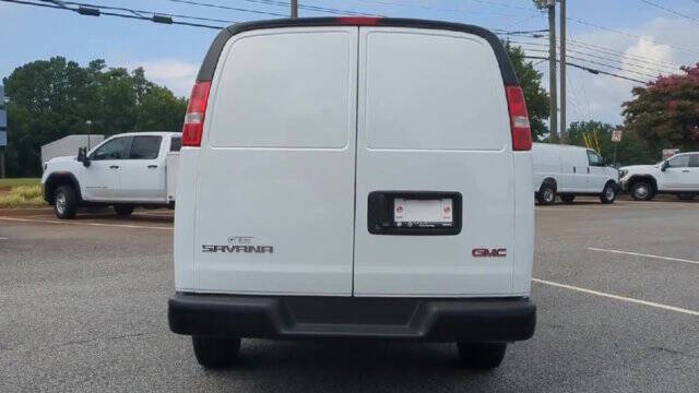 2025 GMC Savana 2500