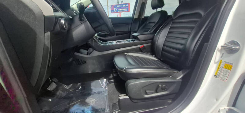 2022 Ford Edge