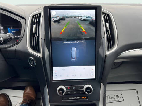 2022 Ford Edge SEL