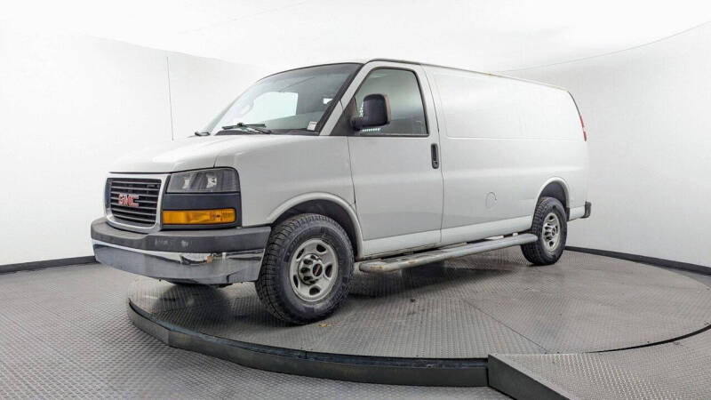 2018 GMC Savana 2500