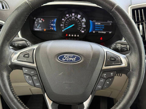 2021 Ford Edge Titanium