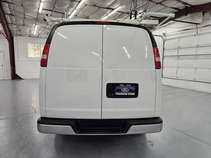 2018 GMC Savana 2500